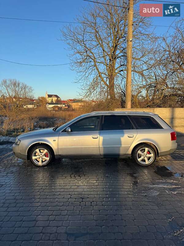 Универсал Audi A6 2002 в Мервичах