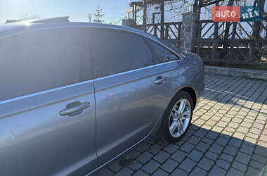 Седан Audi A6 2012 в 