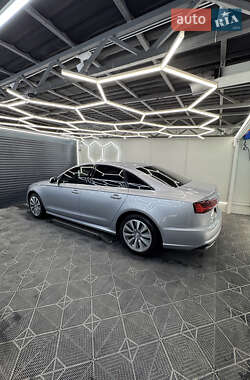 Седан Audi A6 2015 в 