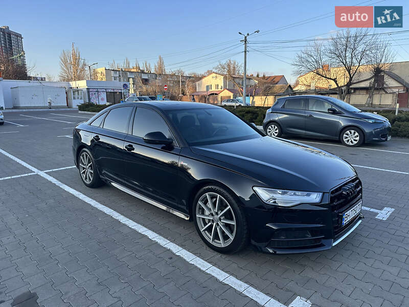 Седан Audi A6 2015 в Черновцах