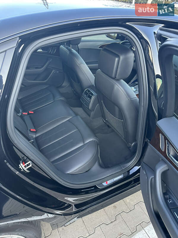 Седан Audi A6 2015 в Черновцах