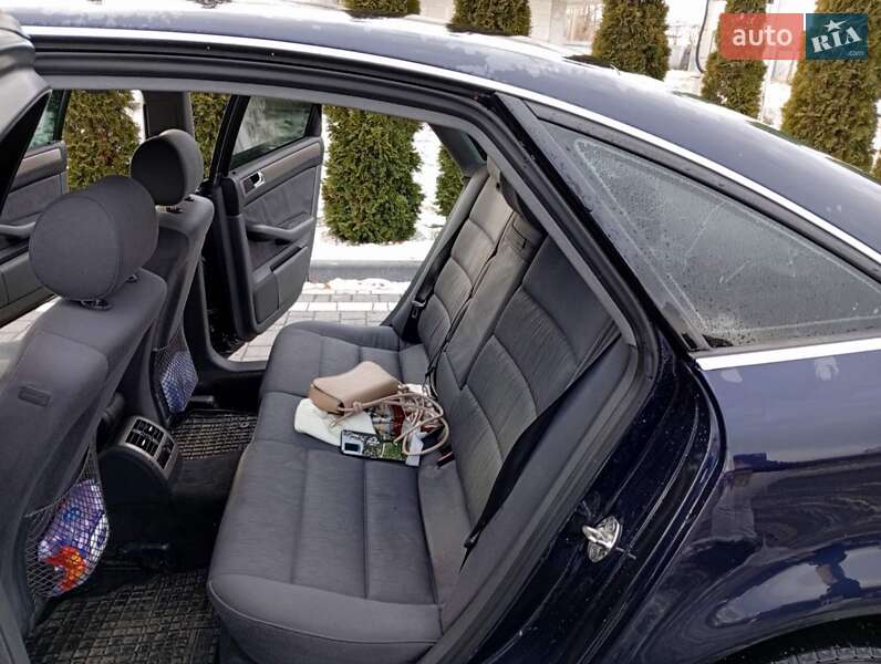 Седан Audi A6 1999 в Надворной