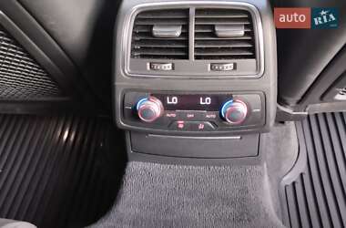 Седан Audi A6 2016 в 
