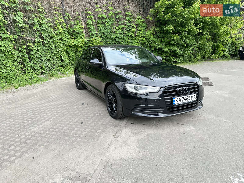 Седан Audi A6 2013 в 