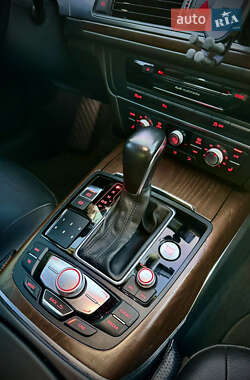 Седан Audi A6 2015 в 