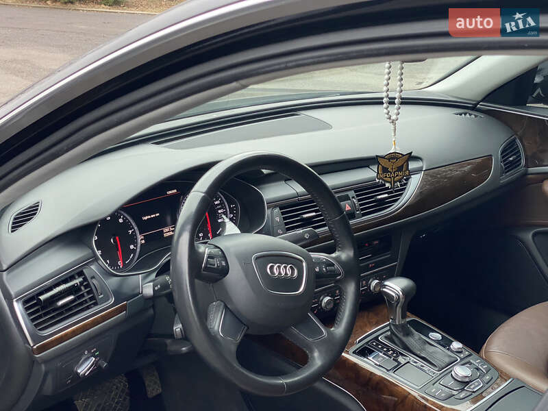 Седан Audi A6 2012 в Киеве