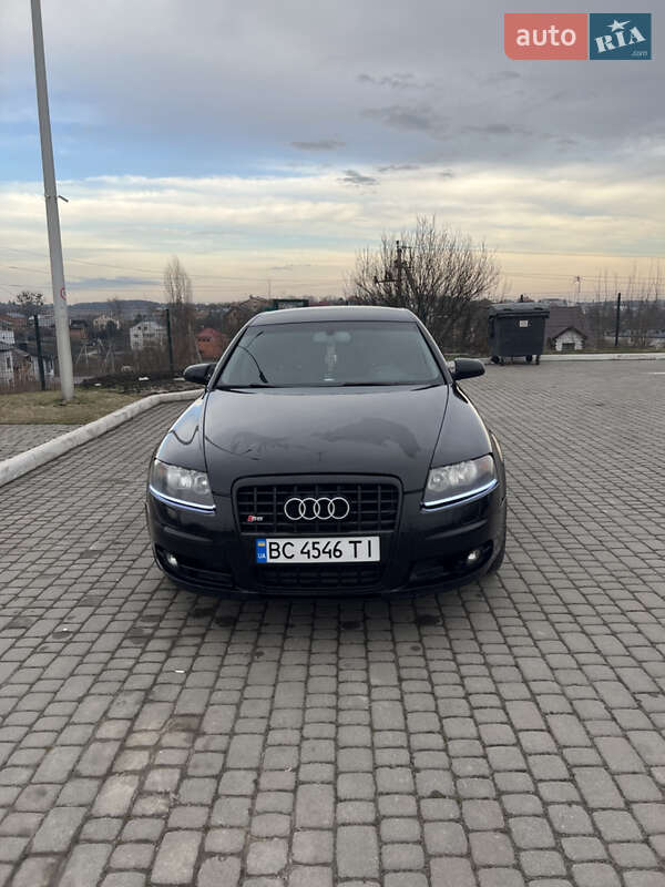 Седан Audi A6 2004 в 