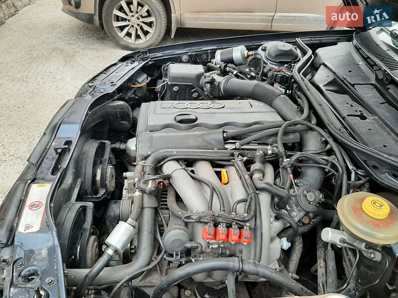 Седан Audi A6 1996 в Хмельницком
