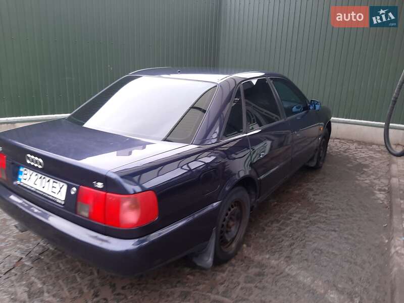 Седан Audi A6 1996 в Хмельницком