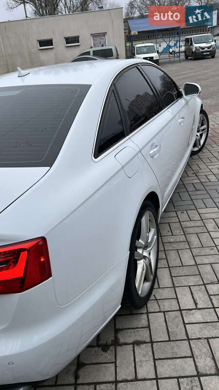 Седан Audi A6 2014 в Днепре