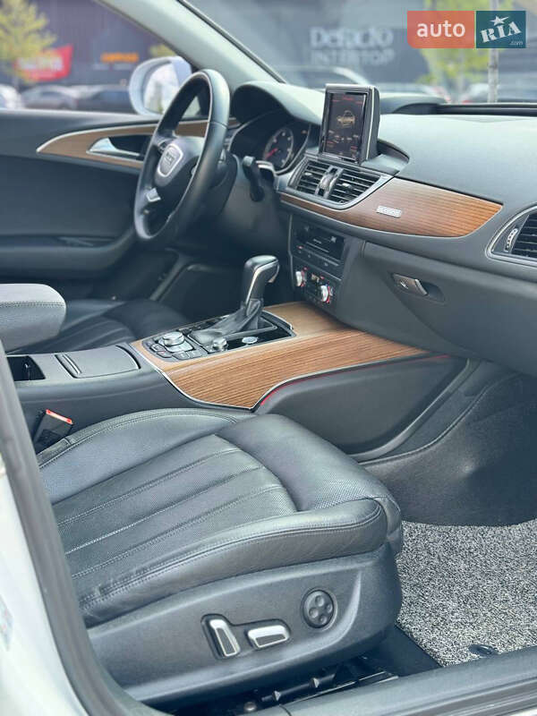 Седан Audi A6 2015 в Луцке