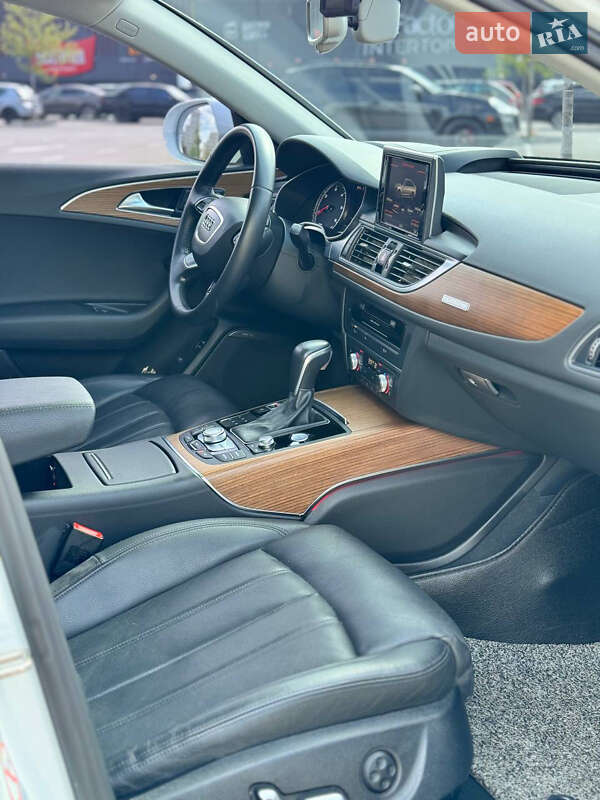 Седан Audi A6 2015 в Луцке