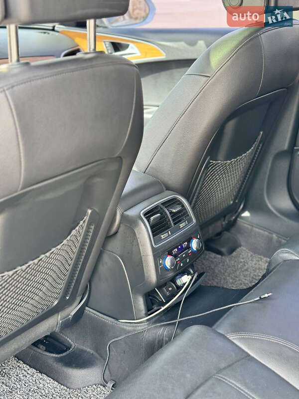 Седан Audi A6 2015 в Луцке
