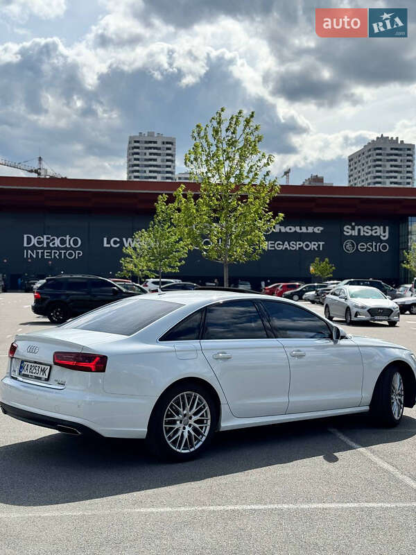Седан Audi A6 2015 в Луцке