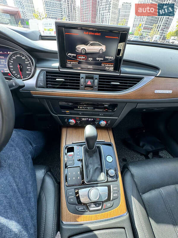 Седан Audi A6 2015 в Луцке