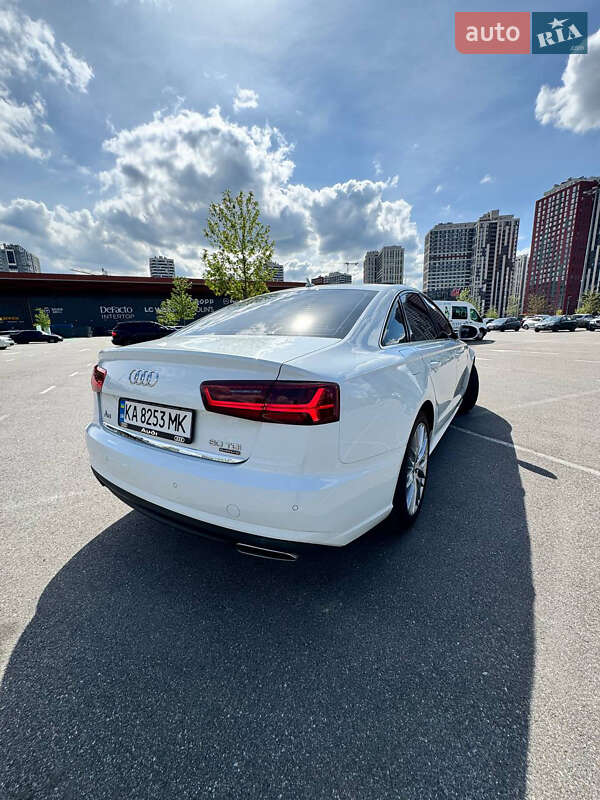 Седан Audi A6 2015 в Луцке