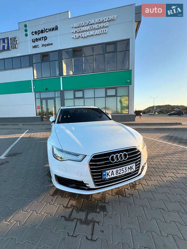 Седан Audi A6 2015 в Луцке