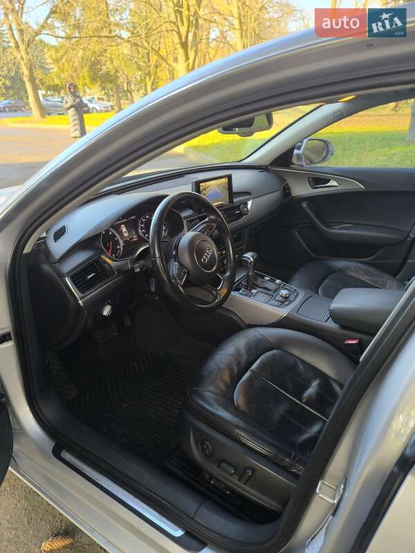 Седан Audi A6 2012 в Ровно