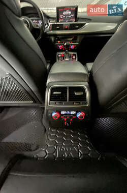 Седан Audi A6 2012 в 