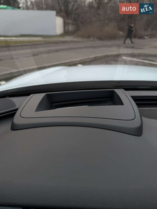Седан Audi A6 2015 в Днепре