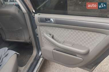 Універсал Audi A6 2001 в Павлограді