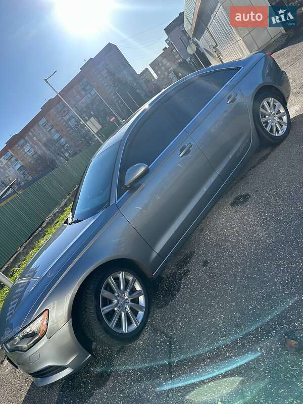 Седан Audi A6 2014 в Ужгороде
