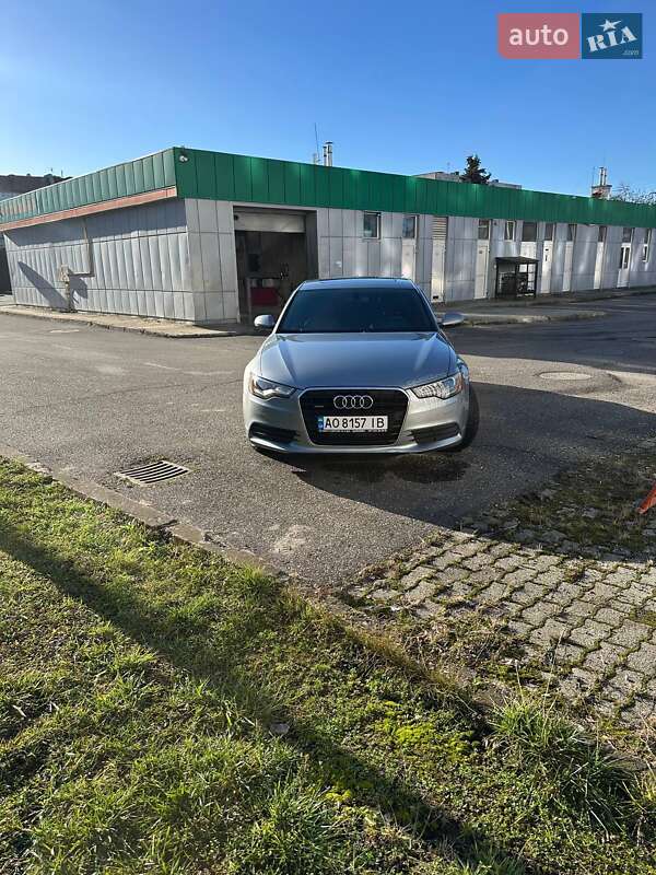 Седан Audi A6 2014 в Ужгороде