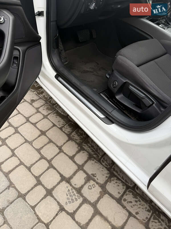 Седан Audi A6 2012 в Виннице