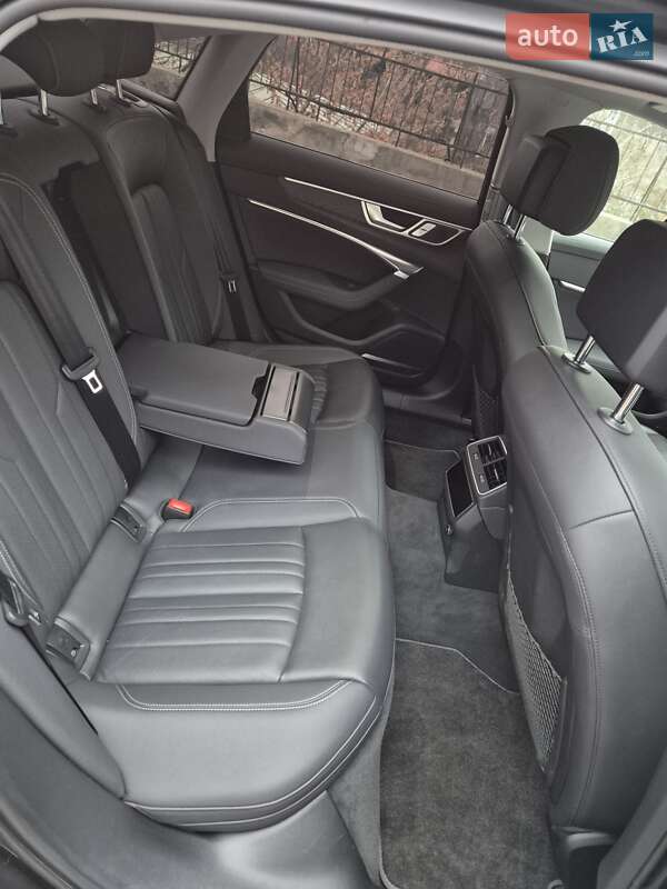 Седан Audi A6 2020 в Киеве