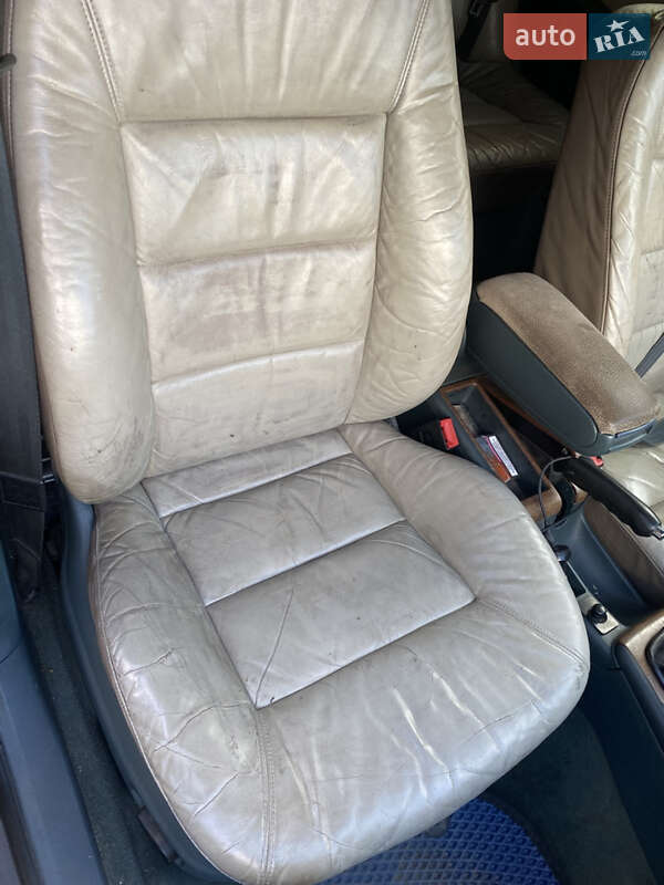 Универсал Audi A6 1998 в Запорожье