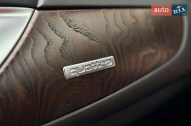 Седан Audi A6 2013 в 