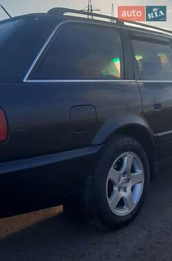 Универсал Audi A6 1995 в 
