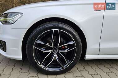 Седан Audi A6 2015 в 