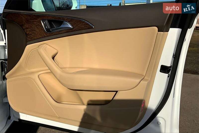 Седан Audi A6 2014 в Львове