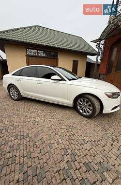 Седан Audi A6 2013 в 