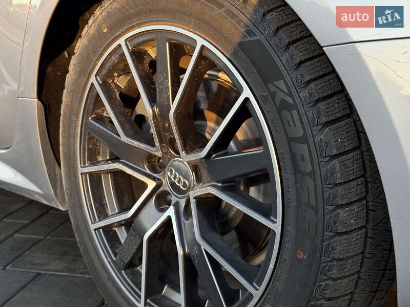 Седан Audi A6 2015 в Луцке