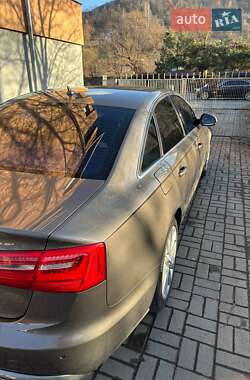 Седан Audi A6 2011 в Рахові