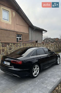 Седан Audi A6 2015 в 