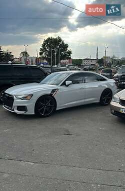 Седан Audi A6 2018 в 