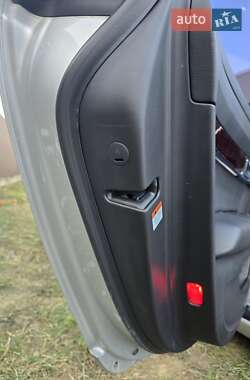 Седан Audi A6 2010 в 