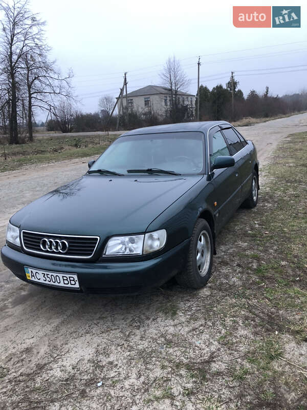 Седан Audi A6 1996 в Киеве