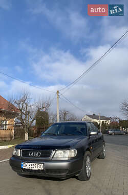 Седан Audi A6 1996 в Луцке