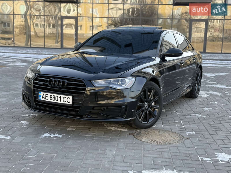 Седан Audi A6 2015 в 