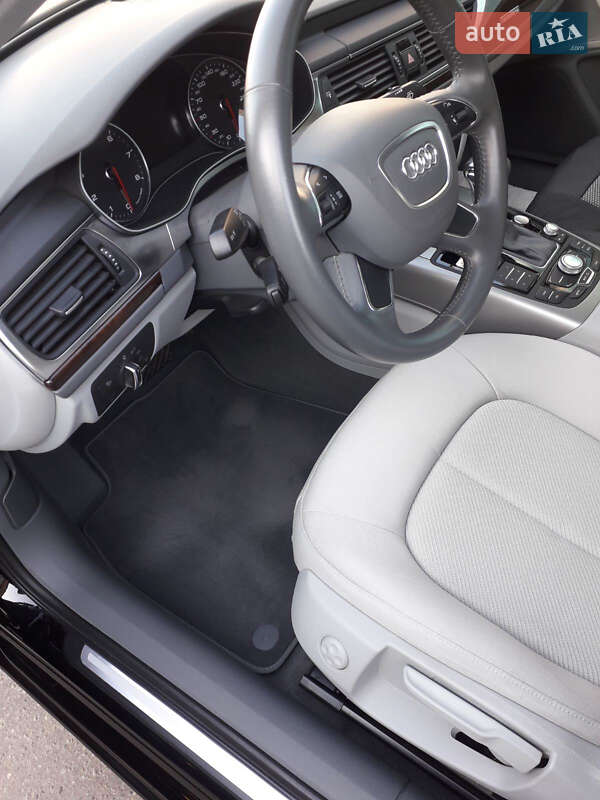 Седан Audi A6 2011 в Полтаве