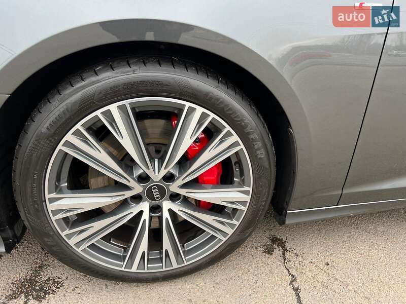 Универсал Audi A6 2024 в Киеве