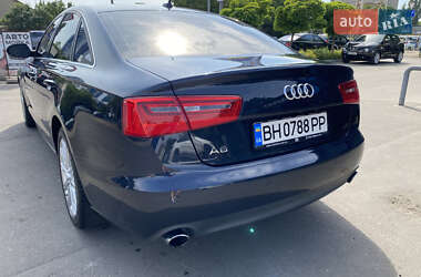 Седан Audi A6 2012 в 