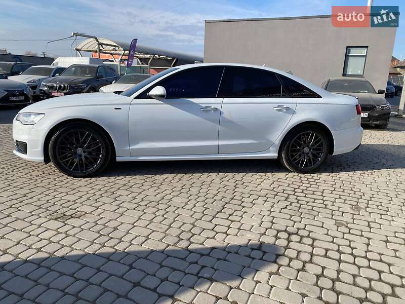 Седан Audi A6 2015 в Львові