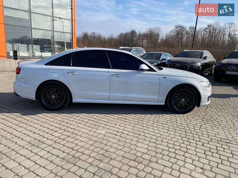 Седан Audi A6 2015 в Львові