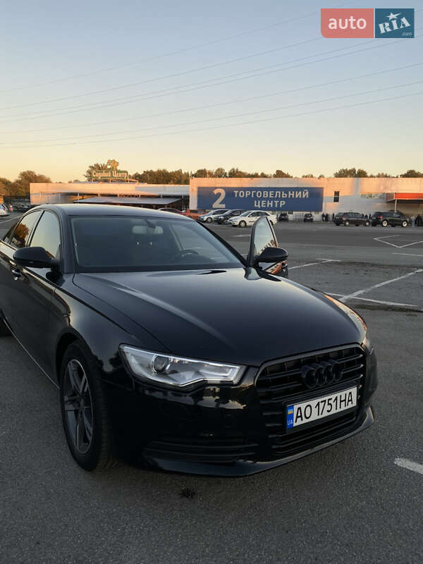 Седан Audi A6 2013 в Ужгороде