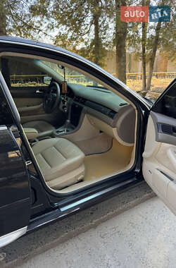 Седан Audi A6 2001 в 